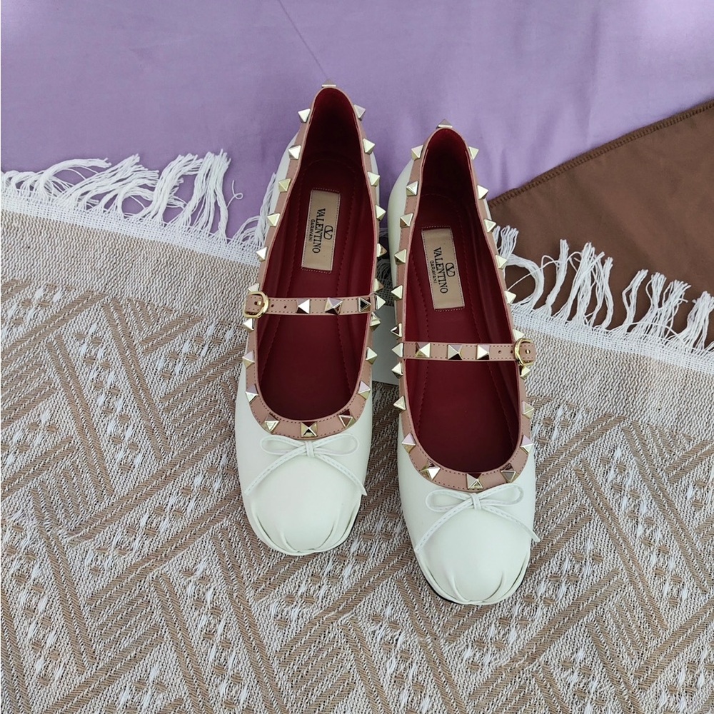 Valentino White Leather Mary Jane Flats with Pink-Trim and Gold Studs